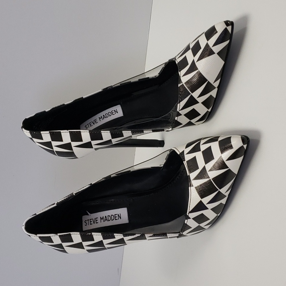 Steve Madden Black and White Geometric Pointed-Toe Pumps
